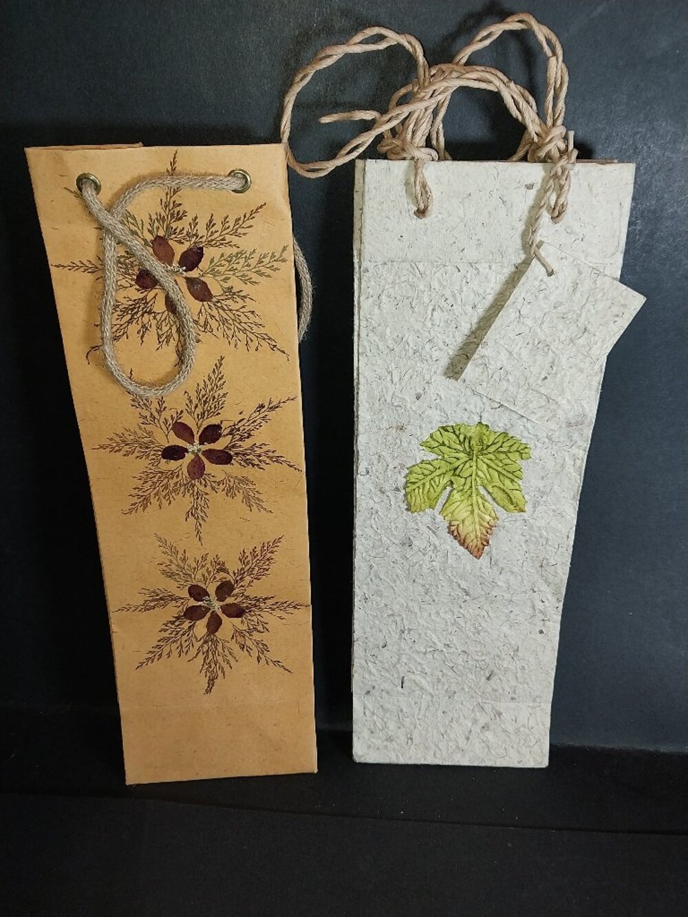 Set of 2 Wine Bags Natural Materials